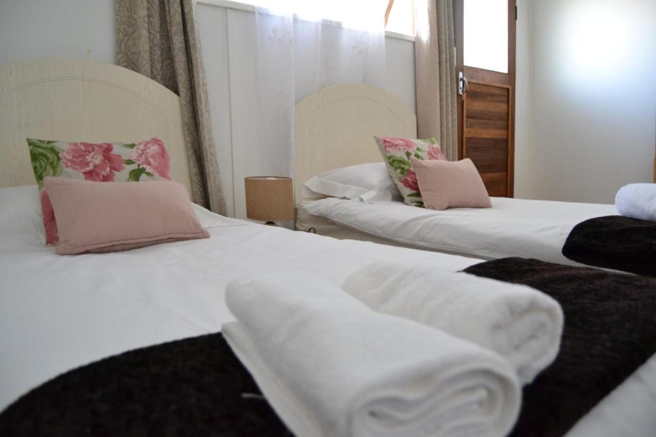 בלוויל Suzie'S Coffee Shop Accommodation מראה חיצוני תמונה