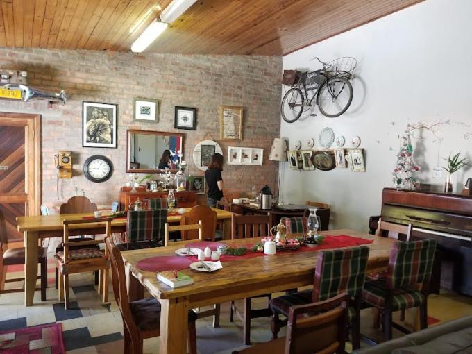 בלוויל Suzie'S Coffee Shop Accommodation מראה חיצוני תמונה
